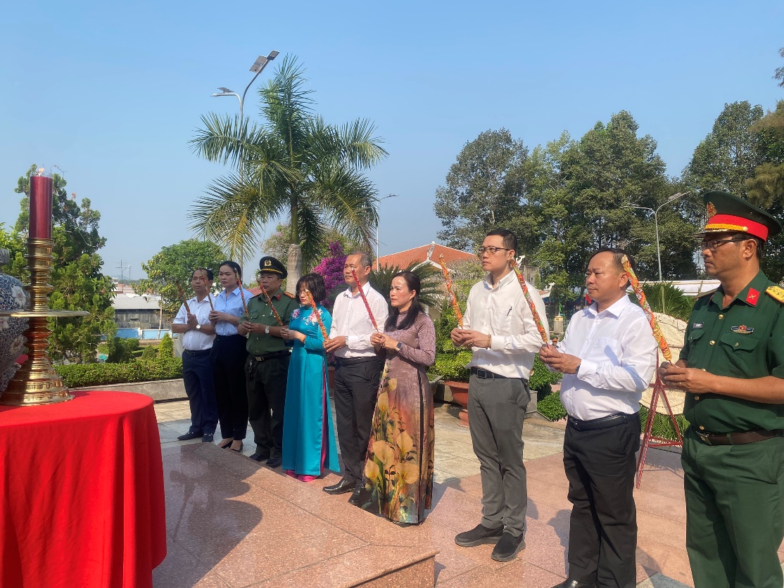 01022024-sonlv-leviengDinh quan