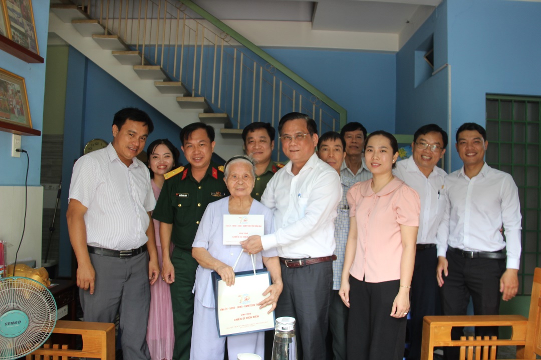https://baodongnai.com.vn/file/e7837c02876411cd0187645a2551379f/052024/3_20240504110519.jpg