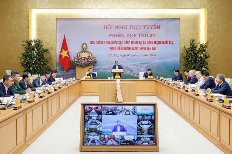 Thủ tướng: Tối ưu h&oacute;a nguồn lực v&agrave; hiệu quả c&aacute;c dự &aacute;n hạ tầng GTVT- Ảnh 2.