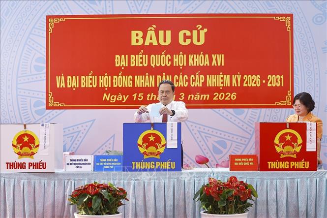 Ch&uacute; th&iacute;ch ảnh
