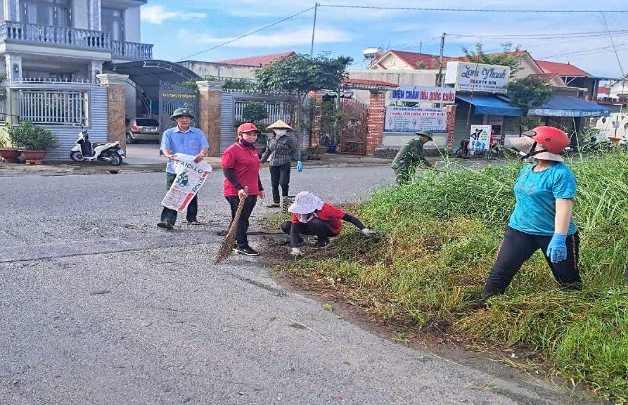 Nhân dân tổng về sinh khu dân cư ngày Dân vận