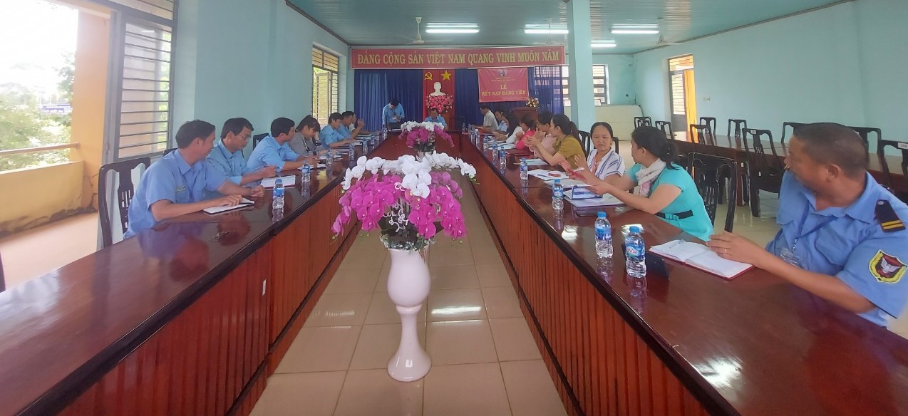 D:\ĐÀO PHƯƠNG\FANPAGE\NĂM 2024\ĐĂNG WEB HUYỆN\z5597817409978_4e9be42ee737e50ca8496bccc1859cd4.jpg