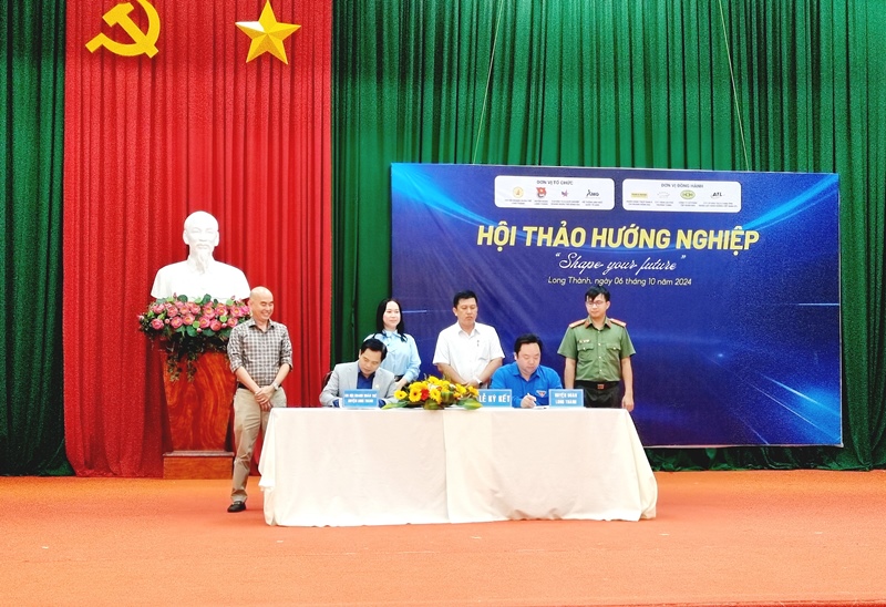 Description: D:\BAO DONG NAI\WEB HUYEN\New folder (7)\13102-3.jpg