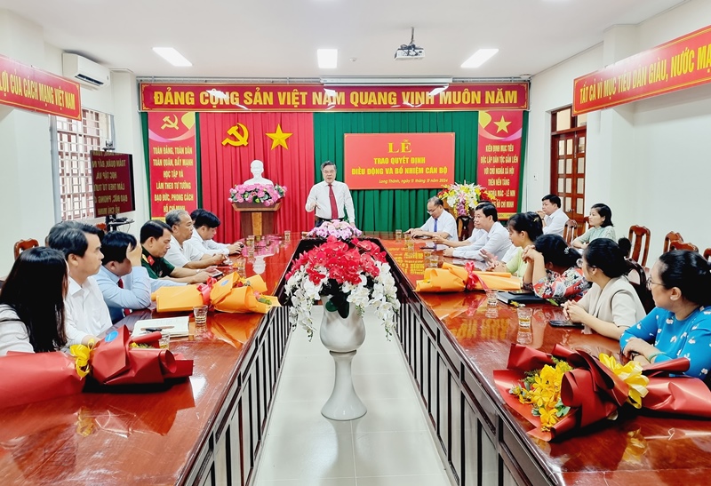 Description: D:\BAO DONG NAI\WEB HUYEN\New folder\13399-2.jpg