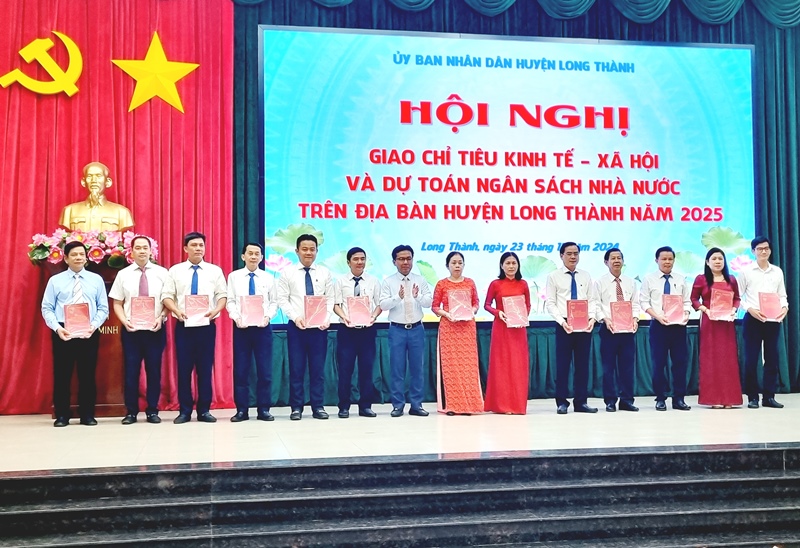 Description: D:\BAO DONG NAI\WEB HUYEN\New folder (2)\13795-3.jpg