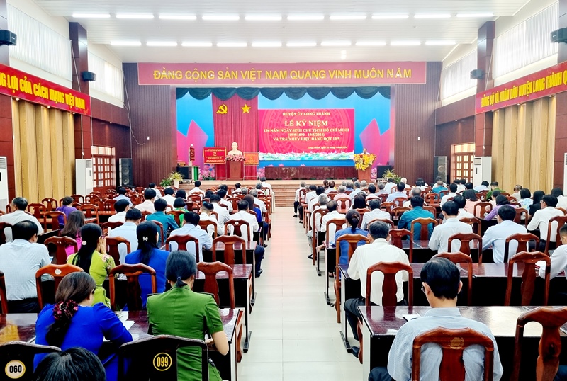 Description: D:\BAO DONG NAI\WEB HUYEN\New folder (6)\11881-1.jpg