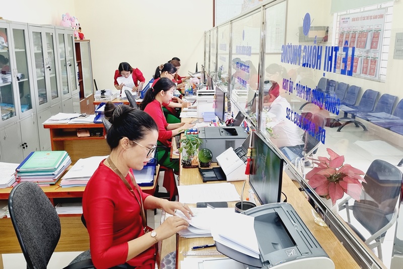 Description: D:\BAO DONG NAI\WEB HUYEN\New folder\12818-3.jpg