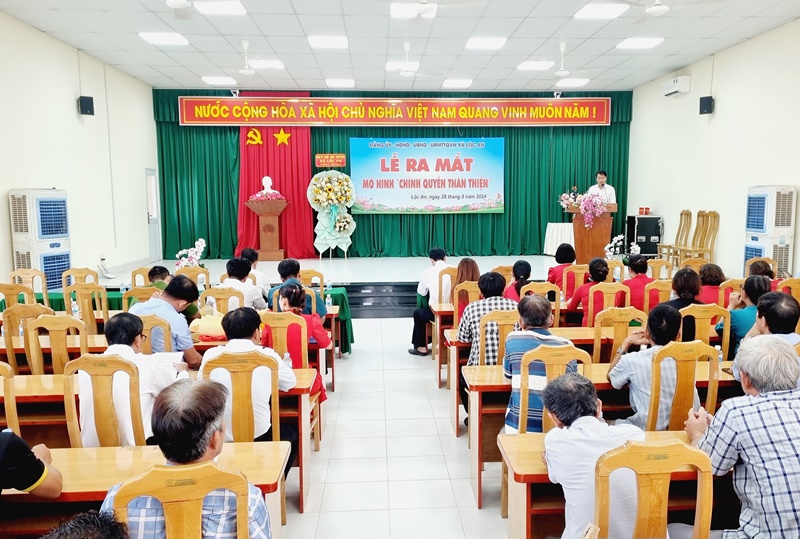 Description: D:\BAO DONG NAI\WEB HUYEN\New folder\12818-1.jpg
