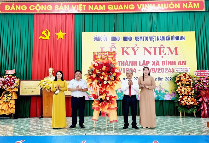 Description: D:\BAO DONG NAI\WEB HUYEN\THANG 10\New folder (4)\13058-2.jpg