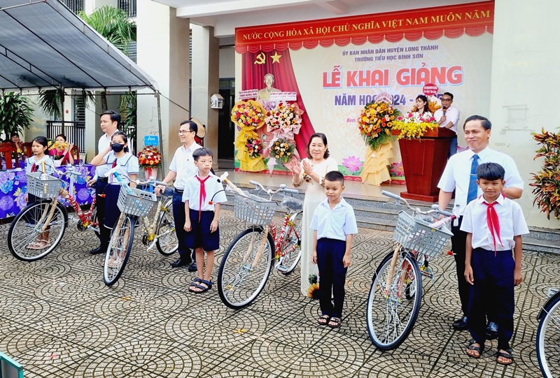 Description: D:\BAO DONG NAI\WEB HUYEN\New folder\12882-6.jpg