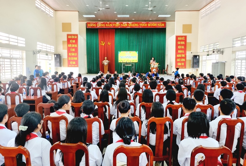 Description: D:\BAO DONG NAI\WEB HUYEN\New folder\12975-1.jpg