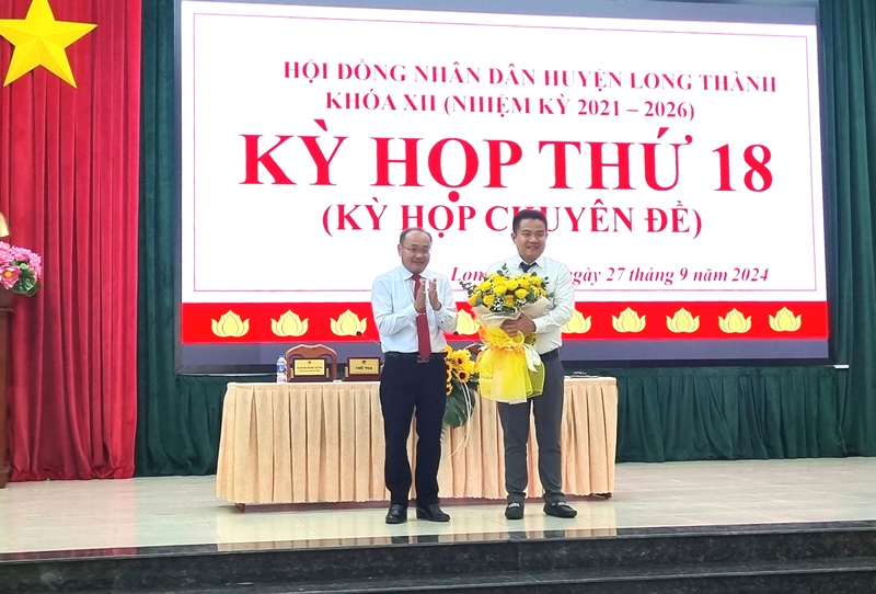 Description: D:\BAO DONG NAI\WEB HUYEN\THANG 10\New folder (3)\13059-3.jpg