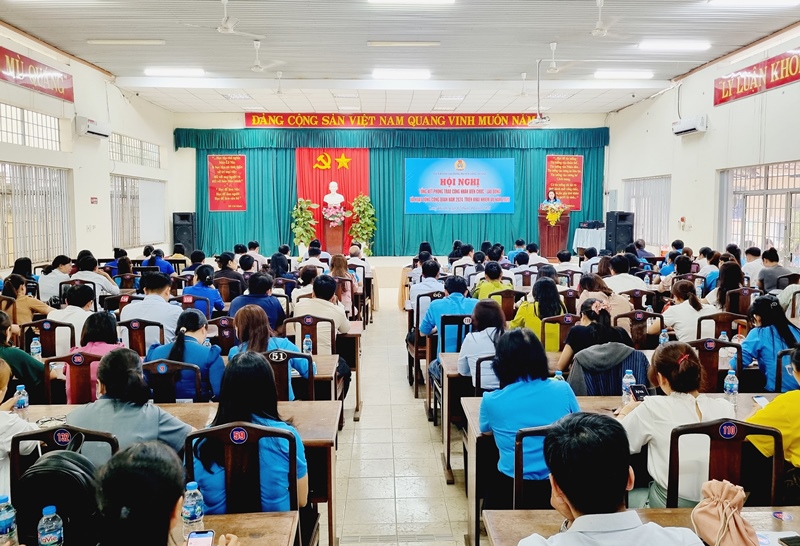 Description: D:\BAO DONG NAI\WEB HUYEN\New folder (3)\13867-1.jpg