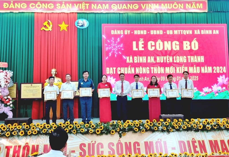 Description: D:\BAO DONG NAI\WEB HUYEN\New folder (4)\13922-4.jpg