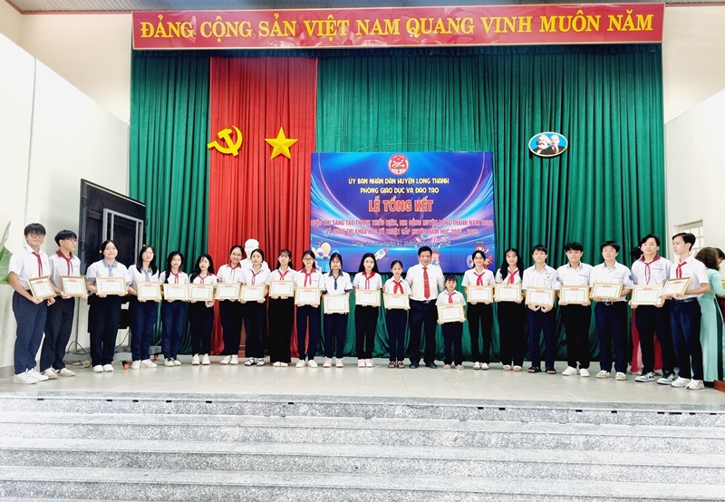 Description: D:\BAO DONG NAI\WEB HUYEN\New folder (5)\14248-2.jpg