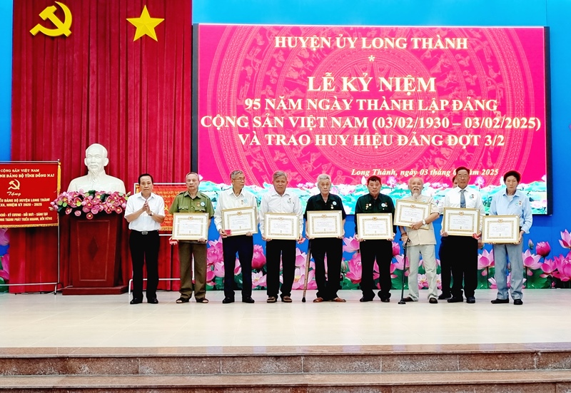Description: D:\BAO DONG NAI\WEB HUYEN\New folder (3)\14111-3.jpg