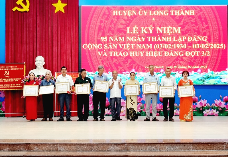 Description: D:\BAO DONG NAI\WEB HUYEN\New folder (3)\14111-4.jpg