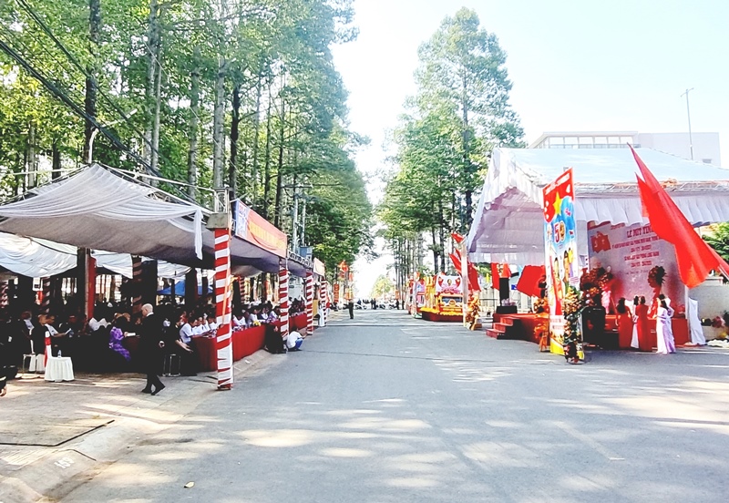 Description: D:\BAO DONG NAI\WEB HUYEN\New folder\14736-1.jpg