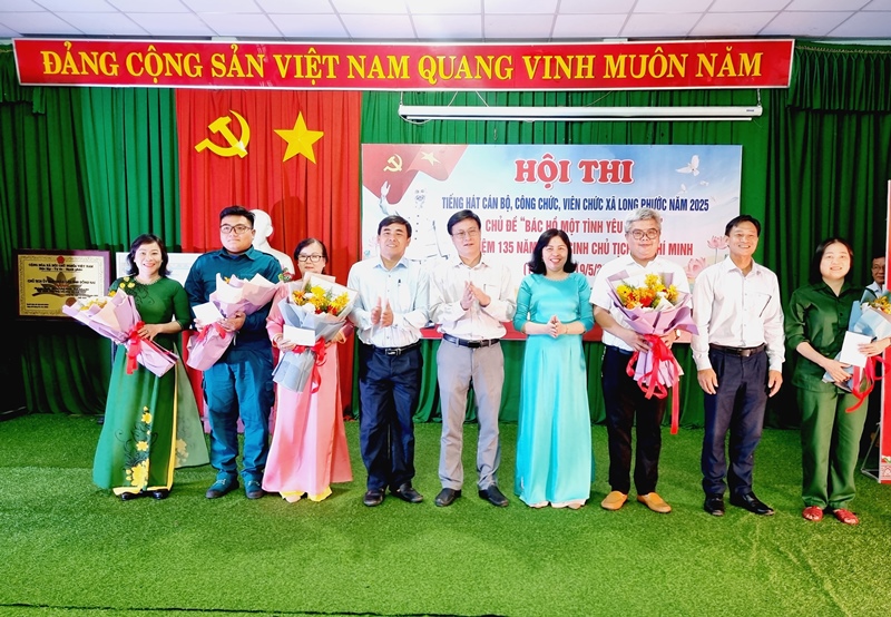Description: D:\BAO DONG NAI\WEB HUYEN\New folder\14841-5.jpg