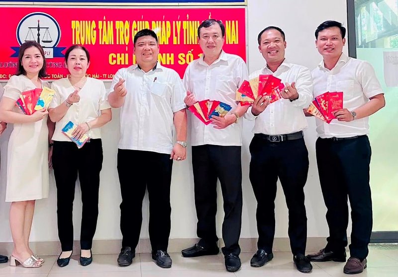 Description: D:\BAO DONG NAI\WEB HUYEN\TO CHUC DOAN THE\New folder (39)\tp-1.jpg