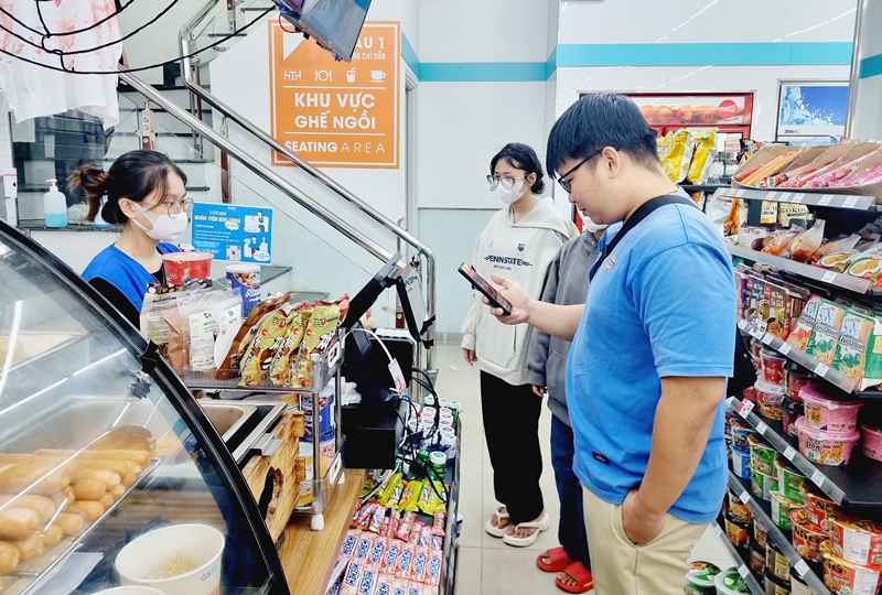 Description: D:\BAO DONG NAI\WEB HUYEN\50 nam van honghe tghuat\14911-3.jpg