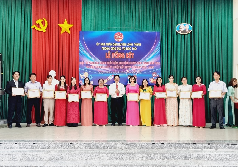 Description: D:\BAO DONG NAI\WEB HUYEN\TO CHUC DOAN THE\New folder (28)\gd 3.jpg