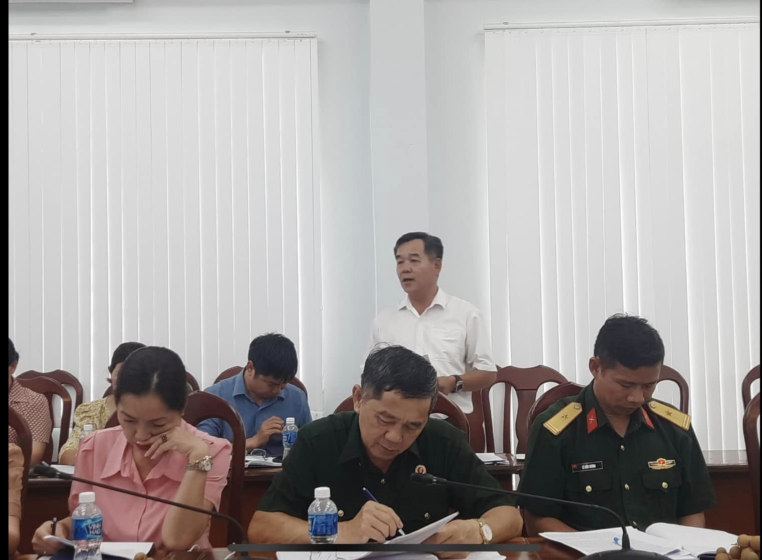  Đại diện khối dân vận các xã, thị trấn đã báo cáo 