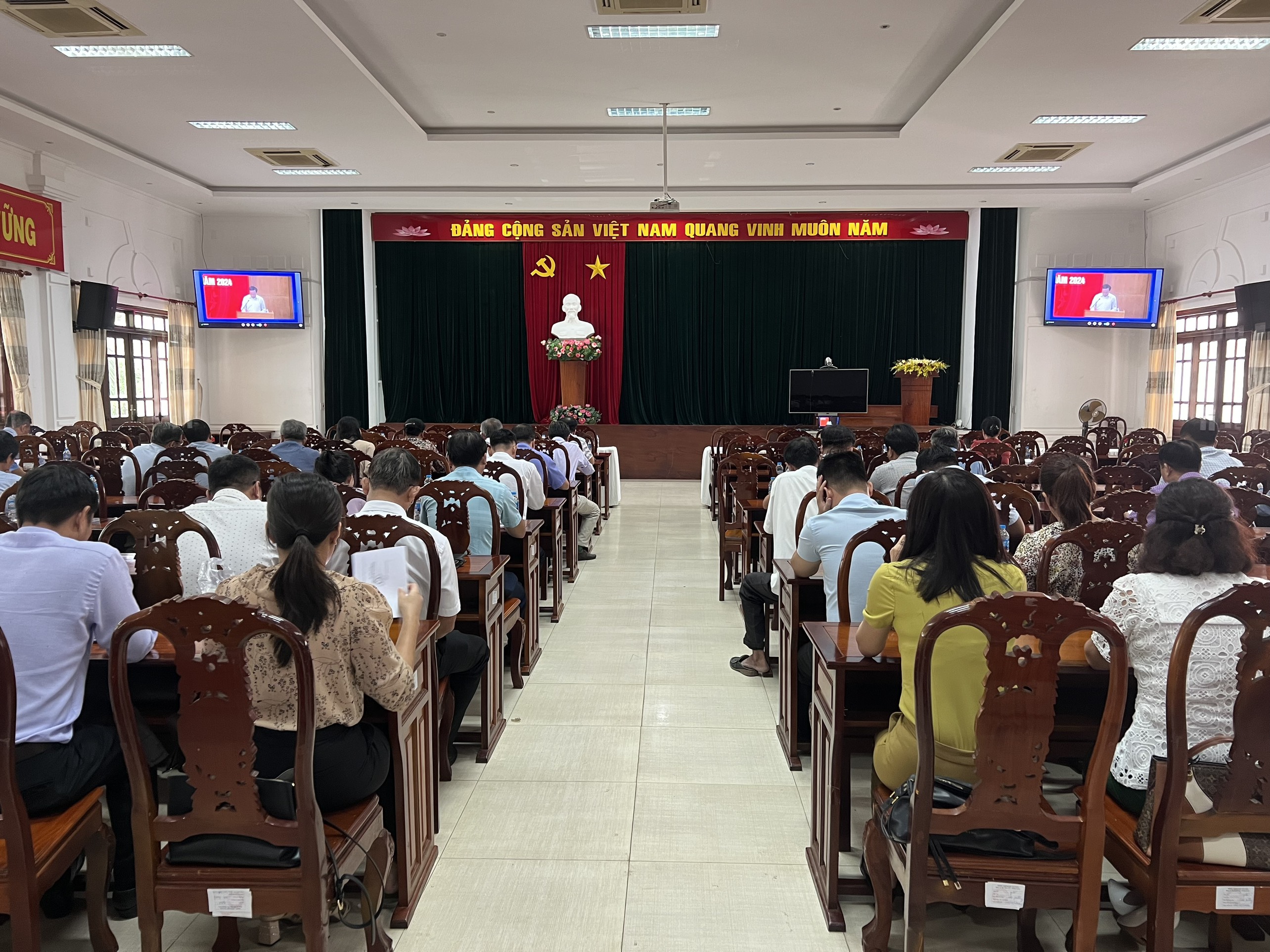 Description: C:\Users\Be Original\Desktop\z5733766371494_b43741e3f57375f217e843e74868c869.jpg