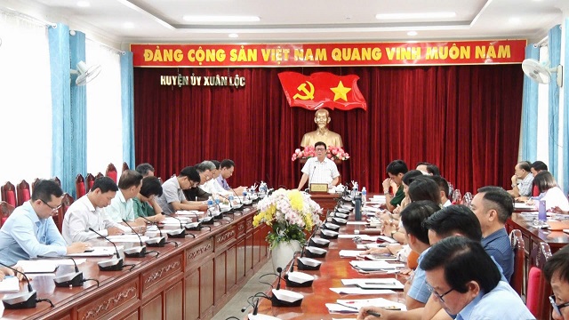 Description: D:\Như Trang\12.2024\ban chi dao 35\z6119410280755_383d6ab61716ffddb50875026eabafba.jpg